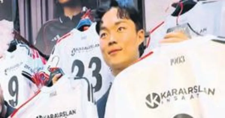 Güney Kore’den bin forma sipariş edildi