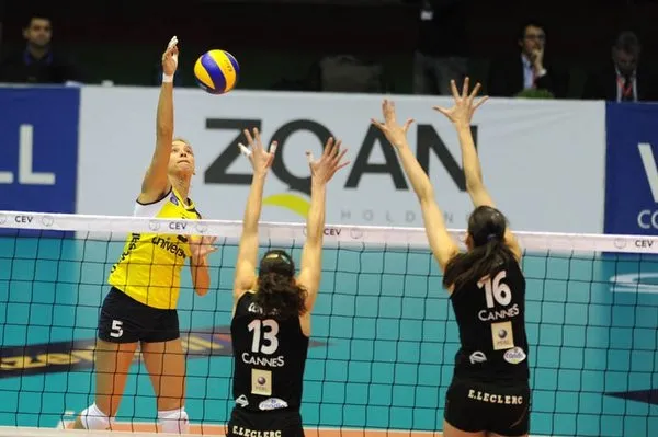 Fenerbahçe Universal şampiyon oldu