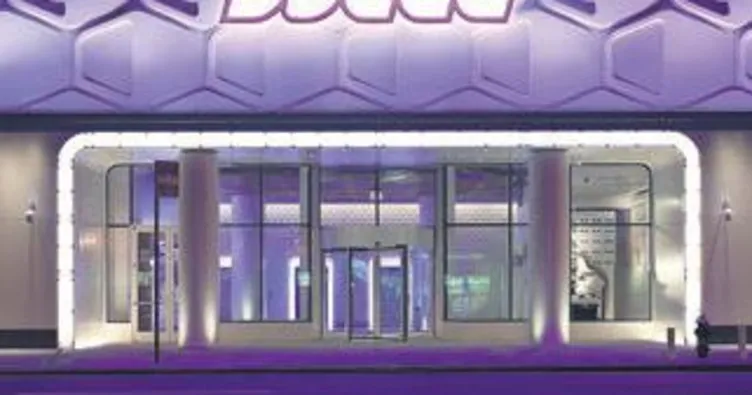 Yeni havalimanının renkli sürprizi