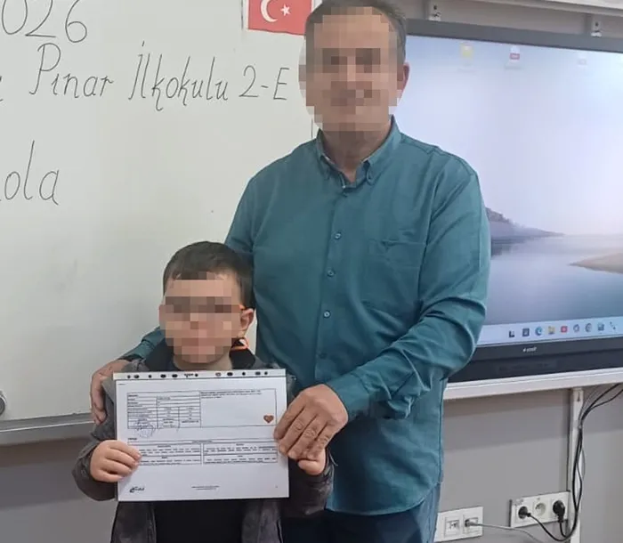 antalyada-ogretmen-dehseti-8-yasindaki-ogrenciyi-darbetti-iddiasi-1774425619736.jpg