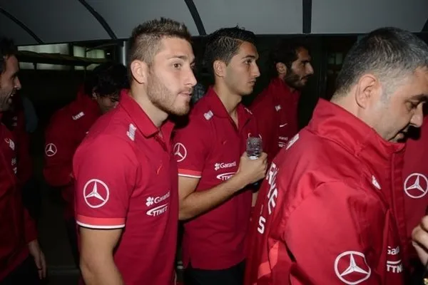 Cem Yılmaz diline Arda Turan'ı doladı