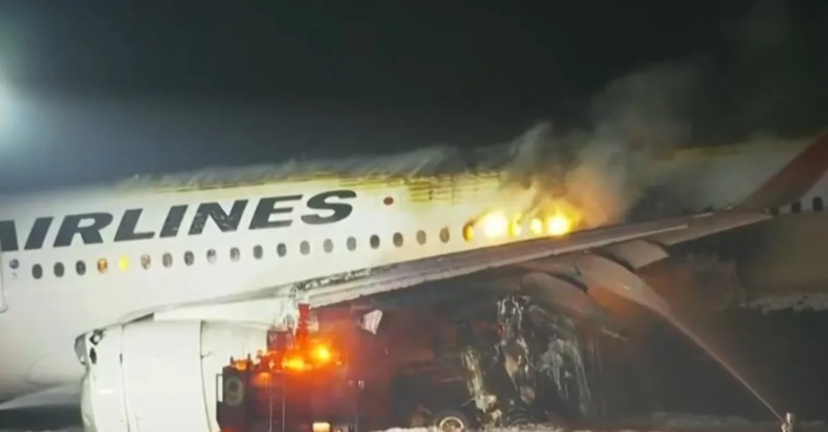 SON DAKİKA | Japonya'da yeni felaket: Uçakta dev patlama! 2 uçak çarpıştı
