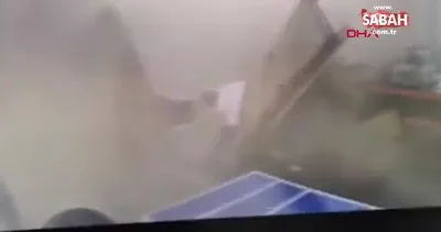 Rusya’da fabrikanın çatısı çöktü, 3 işçi öldü! Dehşet anları kamerada...