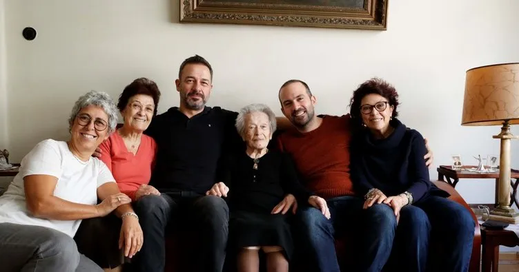 Oyuncu Murat Aygen 106 yaşındaki hayranıyla buluştu