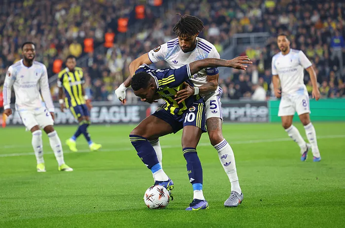 canli-uefa-avrupa-liginde-fenerbahce-aston-villa-maci-1769104956247.jpeg