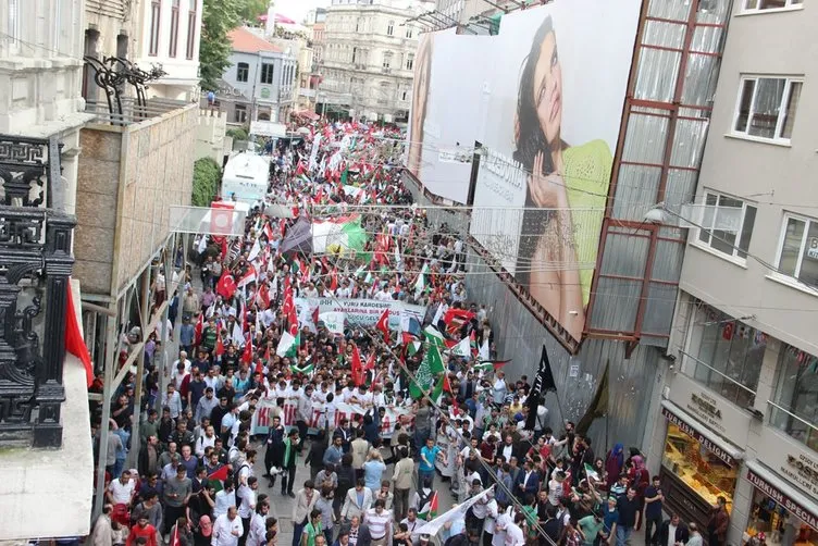 Mavi Marmara saldırısının 6. yıldönümünde Beyoğlun’da yürüyüş