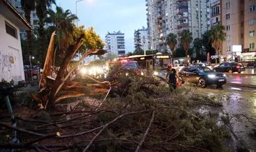 Antalya'da dolu ve fırtına! 3 yaralı #antalya