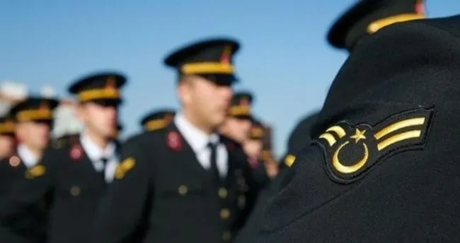 Astsubay Rütbeleri Nelerdir, Kaç Yılda Değişir? Astsubay rütbeleri ve süreleri