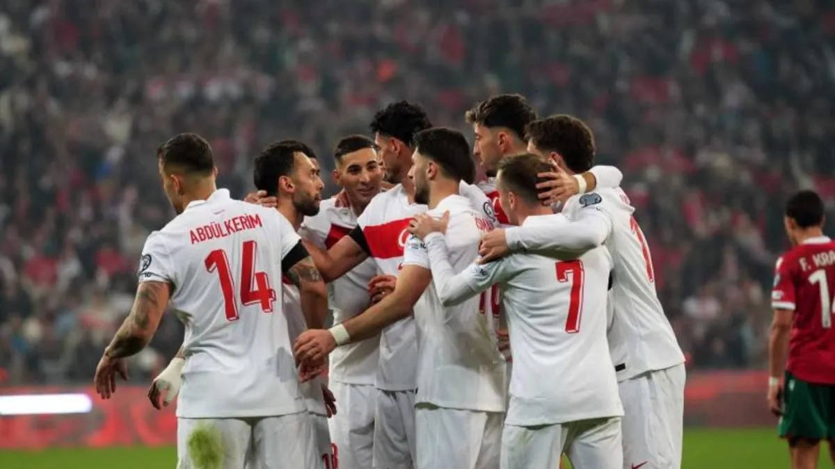Fenerbahçe, Galatasaray ve Beşiktaş'tan 33 futbolcu milli takımlarında mücadele edecek
