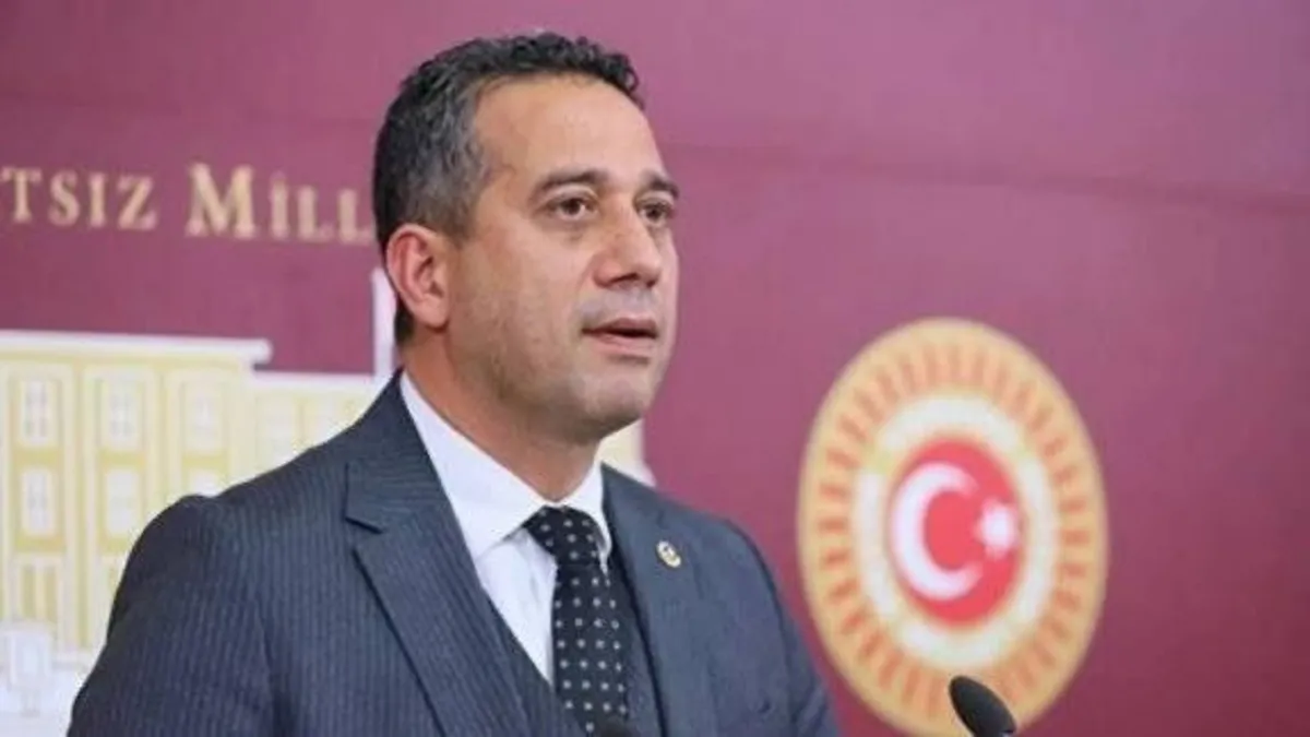 CHP’li Başarır’dan çakarlı araç skandalı