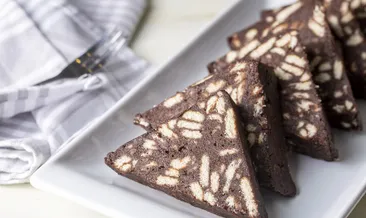 Mozaik pasta tarifi: Daha pratiği yok!