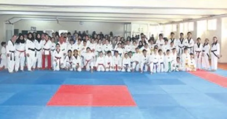 Taekwondo Poomse İl Birinciliği yapıldı