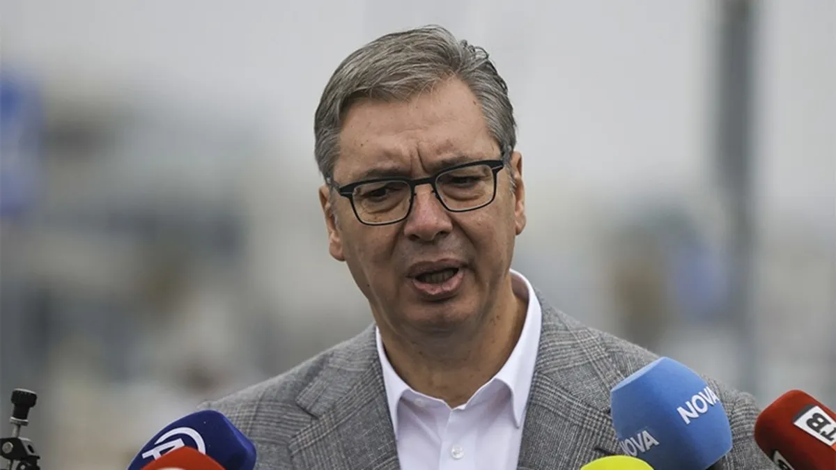 Sırbistan'da Vucic seçim mağlubiyetini kabul etti