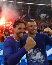 Schalke 04, Bundesliga’ya geri döndü!