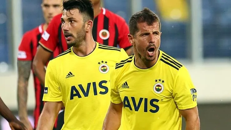 Transferde son dakika: Beşiktaş’tan Fenerbahçe’ye 3. transfer!