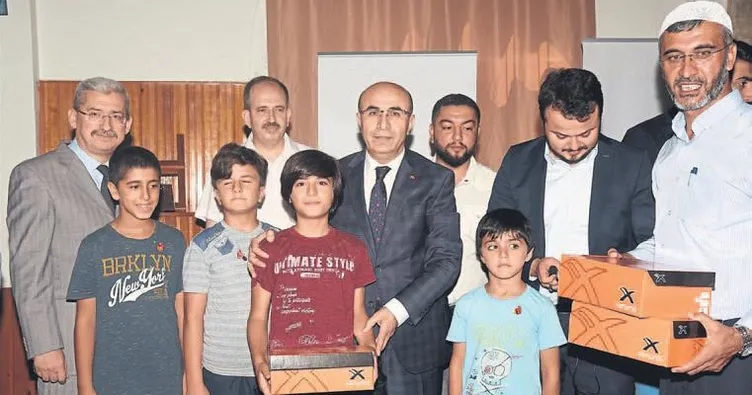 Vali Demirtaş’tan öğrencilere ödül