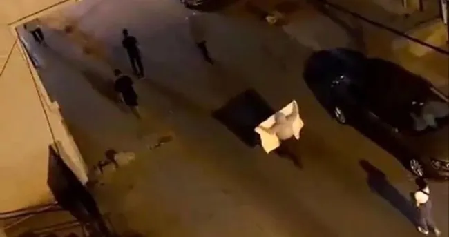 Bölücü terör örgütü lehine slogan atmışlardı! Operasyonla yakalandılar Bölücü terör örgütü lehine slogan atmışlardı! Operasyonla yakalandılar