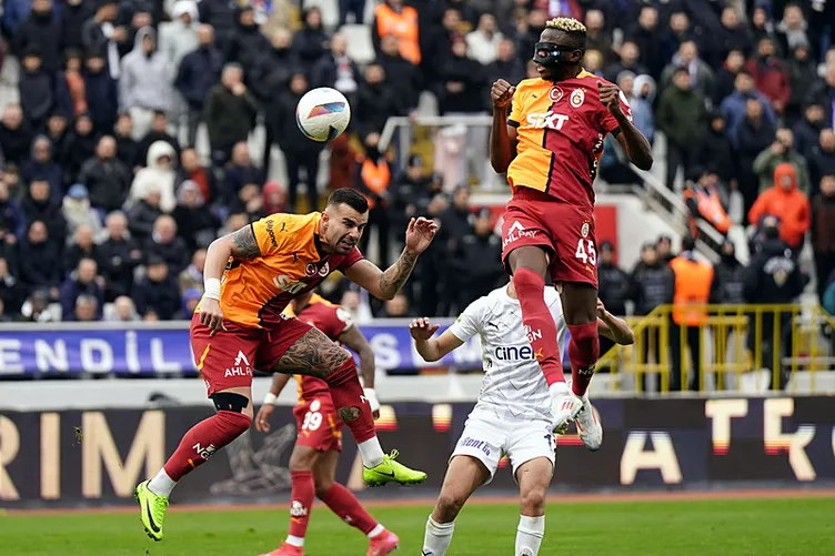 Son dakika haberi: Okan Buruk’tan istifa çağrılarına sert cevap! Bunlar Fenerbahçe taraftarları