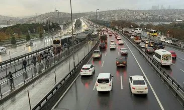 İstanbul’da haftanın ilk iş günü ulaşımda aksamalar yaşanıyor: Trafik yüzde 81’e çıktı