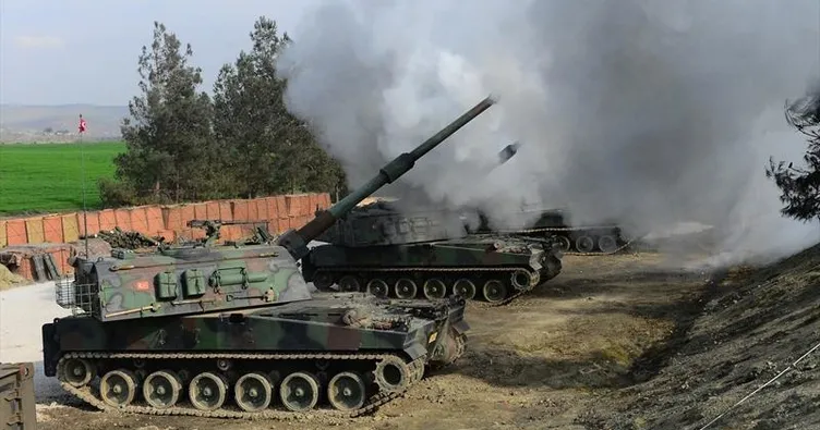 Obüsler ve jetler vuruyor