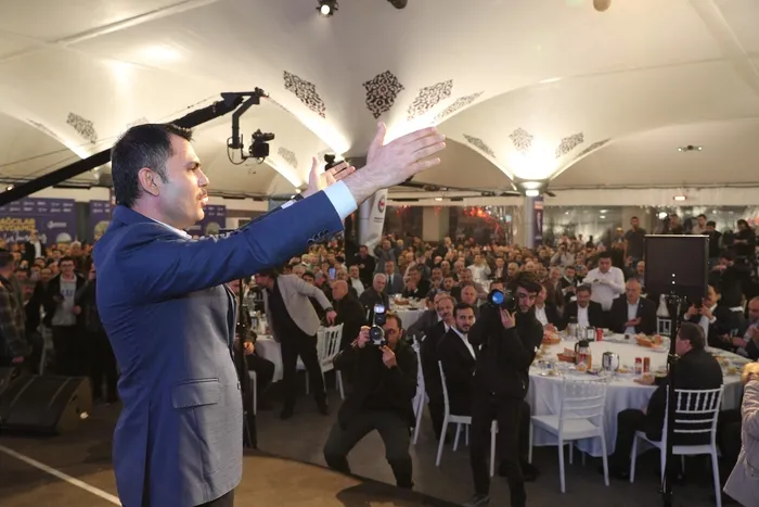 İBB Başkan adayı Kurum: İBB'den haksızca görevden alınan tüm kardeşlerimizi görevlerine geri alacağız