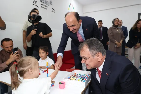 turkiyeye-ornek-proje-konyada-ozel-ogrencilere-ozel-destek-120-okula-egitim-materyali-saglandi-1789642166678.jpg