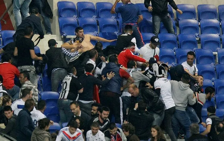 Fransız holiganlar Beşiktaşlı taraftarlara saldırdı!