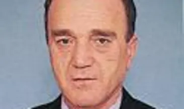 Eski bakana tele dolandırıcı şoku