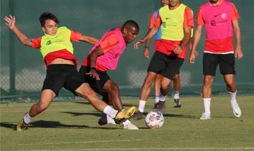Antalyaspor’da Fredy ve Luiz Adriano kampa katılıyor