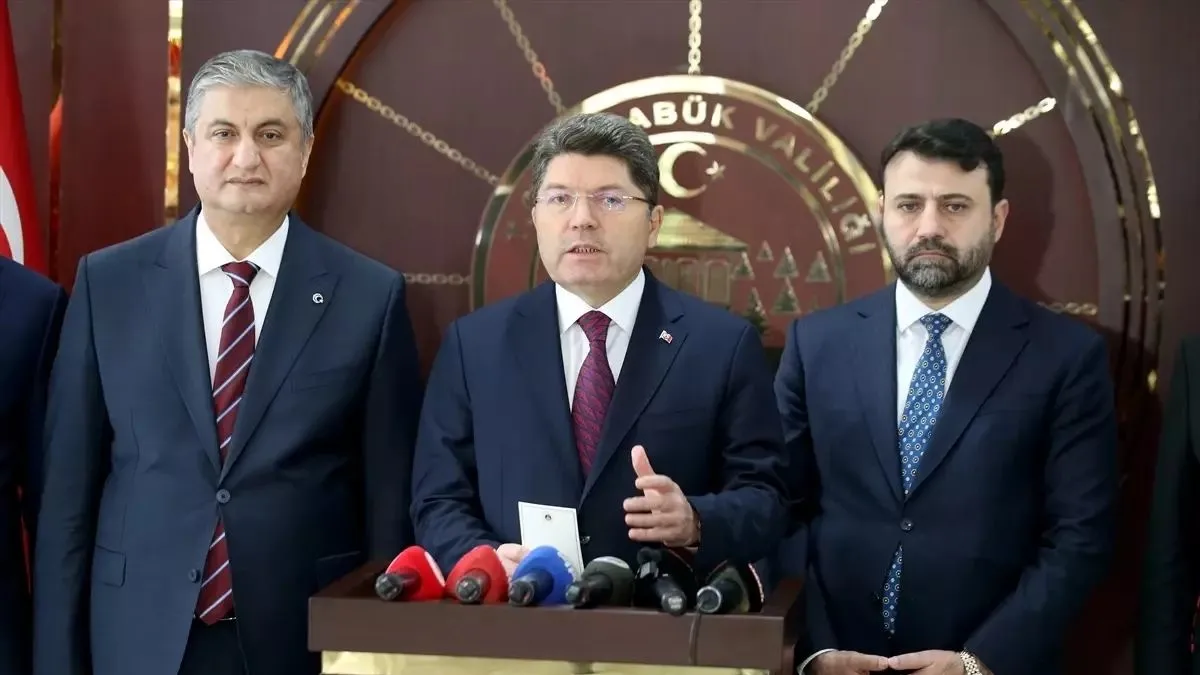 Ceza adaletinde yeni dönem: Silaha hapis, siber suça hızlı müdahale Ceza adaletinde yeni dönem: Silaha hapis, siber suça hızlı müdahale