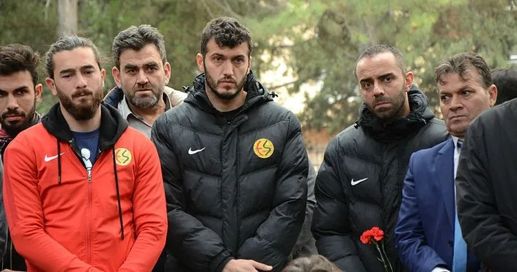 Eskişehirsporlu futbolcular şehidin vasiyetini yerine getirdi