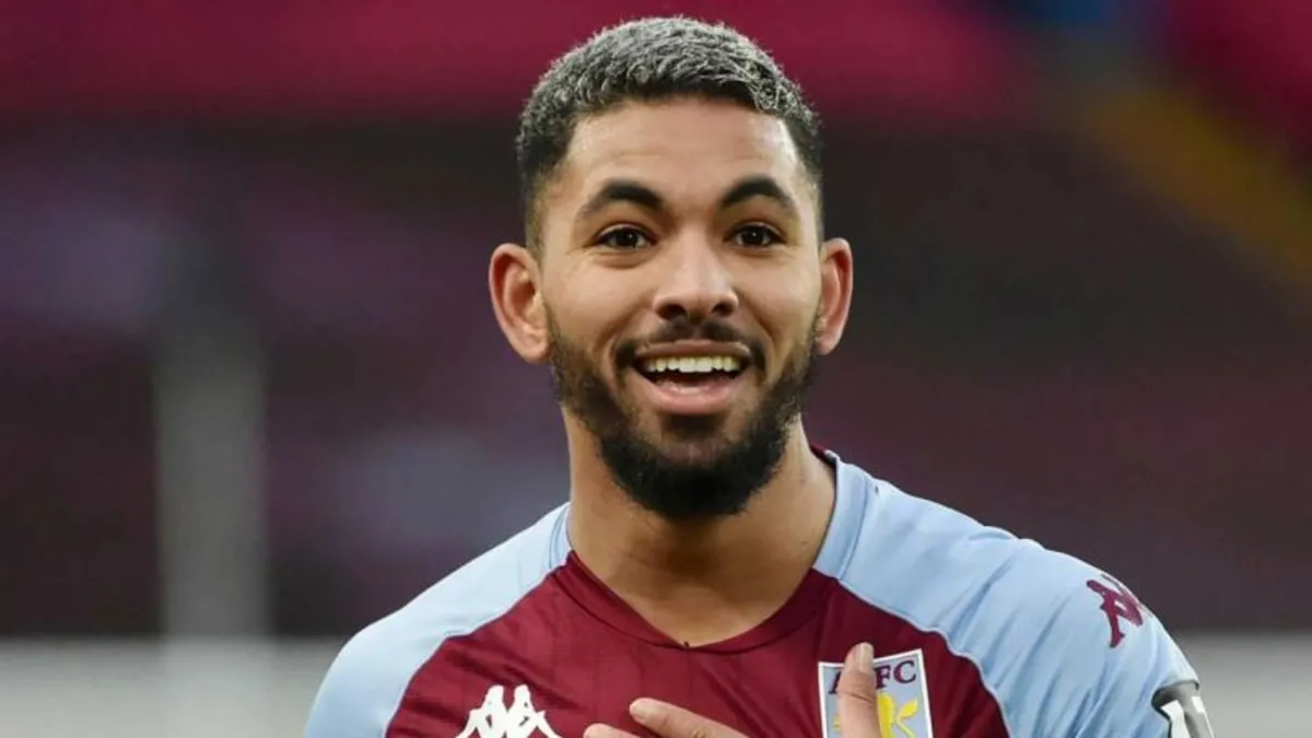 Douglas Luiz yeniden Aston Villa’da! Douglas Luiz yeniden Aston Villa’da!