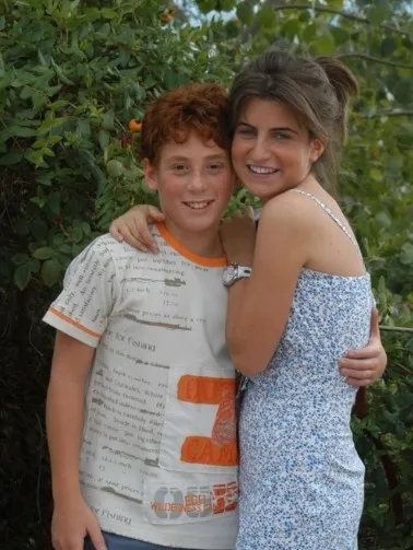 Çocuklar Duymasın’ın Duygu’suydu şimdi tatlı mı tatlı Müjgan’ın annesi! Ayşecan Tatari’nin kızı Müjgan 4 yaşında!