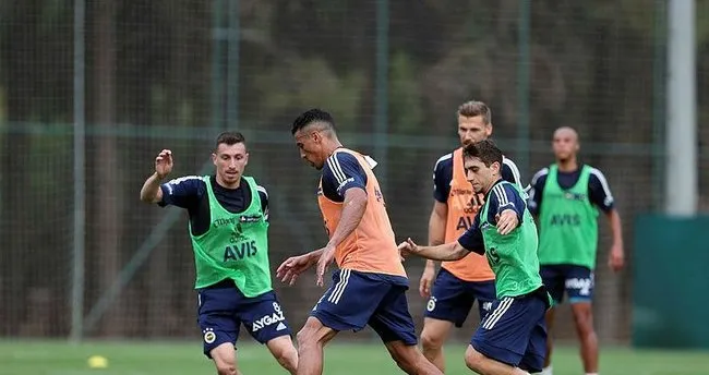 Fenerbahçe Galatasaray maçının hazırlıklarına devam ediyor