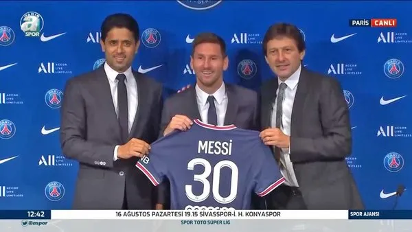 SON DAKİKA: Lionel Messi PSG'ye imzayı böyle attı! PSG'den futbol tarihine geçecek Lionel Messi transferi ve imza töreni