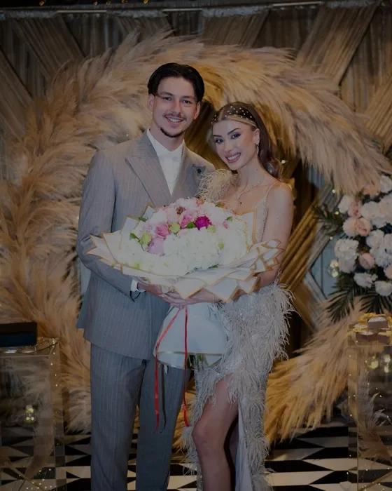 Enis Destan’ın annesi müstakbel gelinine ağzına geleni saymıştı! Şarkıcı Demet Akalın’dan futbolcuya destek yorumu geldi: Kız fıstık gibi çocuğa da aferin...