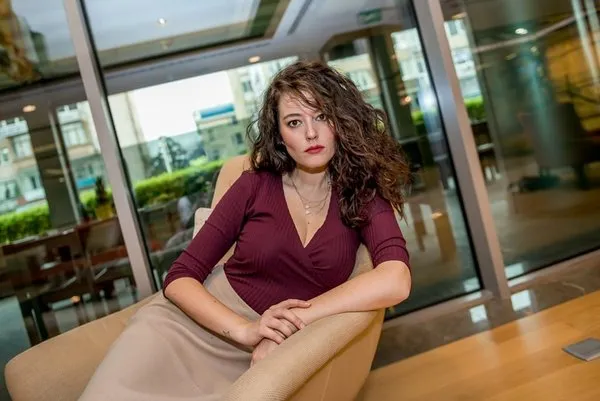 Pelin Akil: Yük olmamak için küçük yaştan beri çalışıyorum
