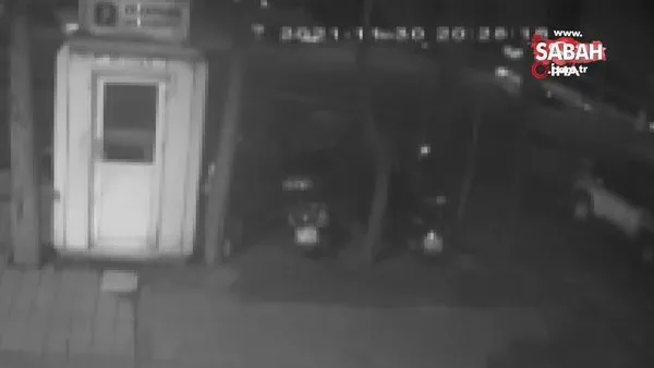 Beylikdüzü'nde motosiklet hırsızlığı kamerada | Video