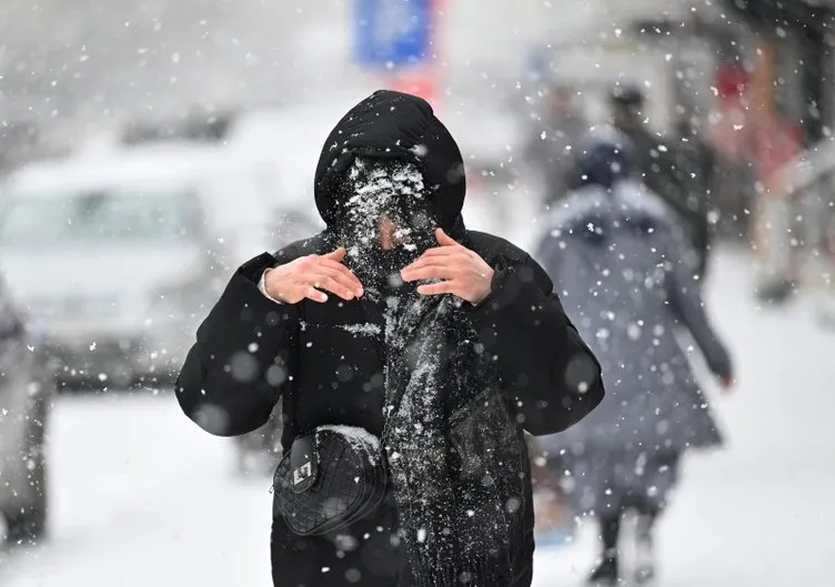 Meteoroloji’den soğuk ve kar uyarısı! İstanbul ve Ankara için alarm verildi: Yarına dikkat!