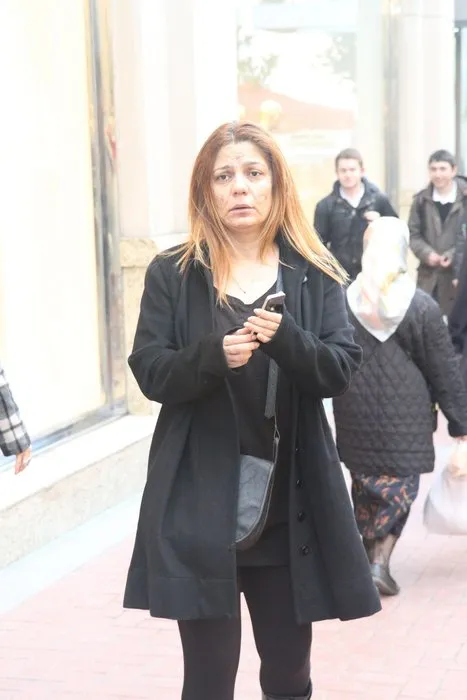 İzel 'Ãok acı çektim! Gelen vurdu, giden vurdu'