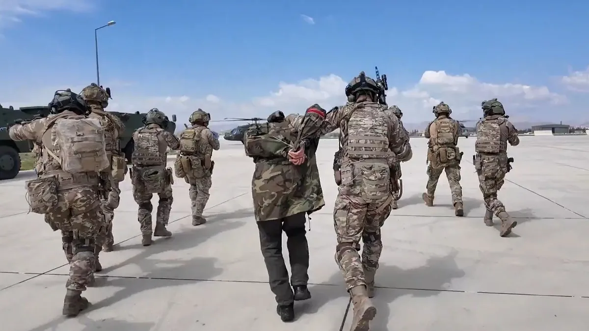 MSB nefes kesen tatbikat görüntülerini paylaştı: Sızdılar, indiler, etkisiz hale getirdiler