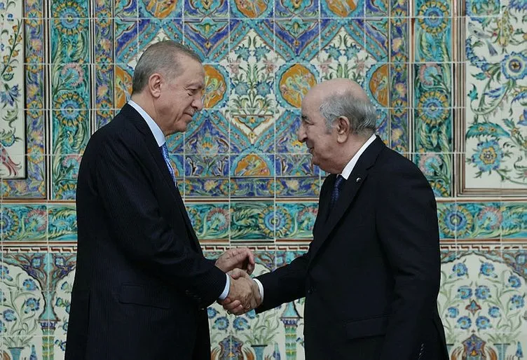Son dakika: Başkan Erdoğan’dan Cezayir dönüşü önemli açıklamalar! Netanyahu’ya sert tepki: Kurtulamayacak