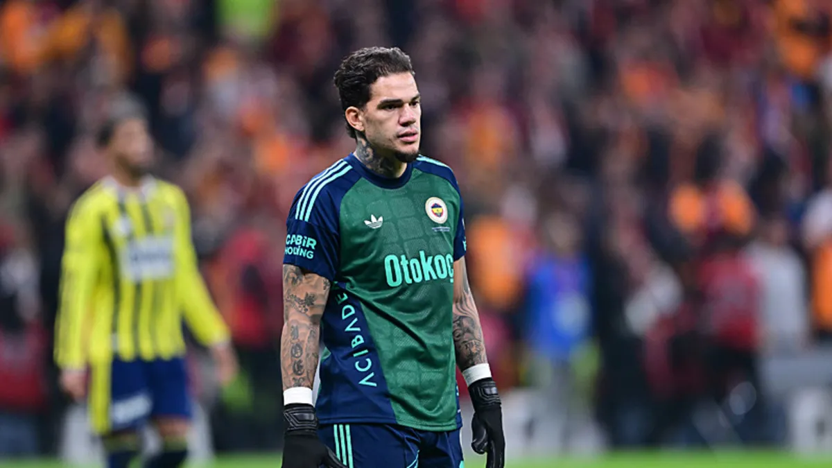 Fenerbahçe ligde 4 maç sonra kalesinde gol gördü