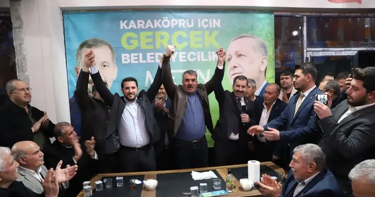 Gelecek Partisi’nden istifa edip AK Parti’ye katıldılar!