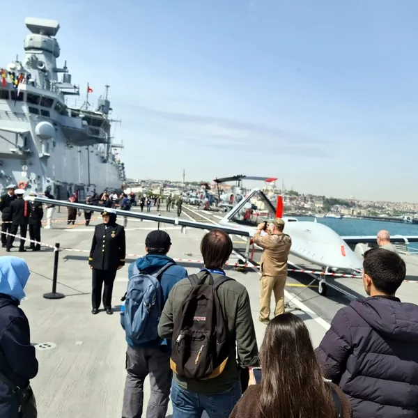 tcg-anadolu-gemisi-gezenleri-gururlandirdi-1778246596566.jpg