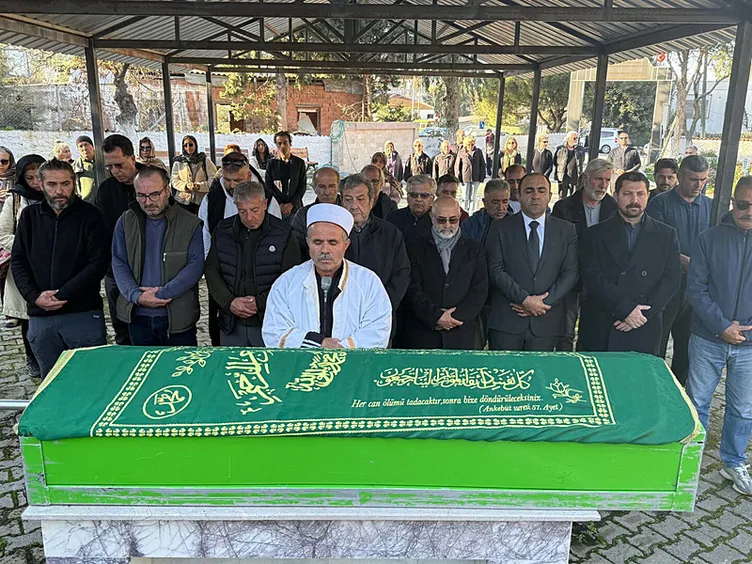 Sezai Altekin’in cenazesi yürekleri dağladı! Son yolculuğuna yapayalnız uğurlandı...