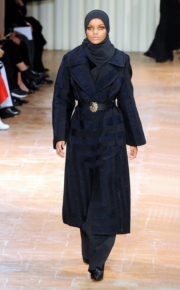 Mülteci kampından podyumlara dünyanın top tesettür modeli: Halima Aden