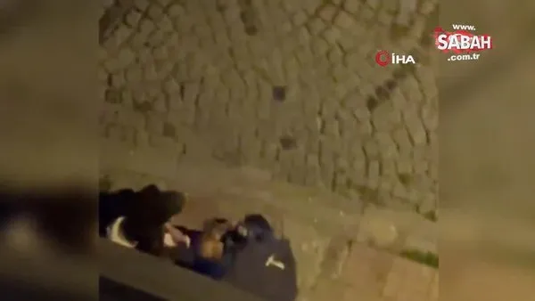 Sokak ortasındaki uyuşturucu alışverişi kameraya takıldı | Video