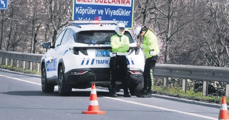 İstanbul trafiğine kadın eli değdi