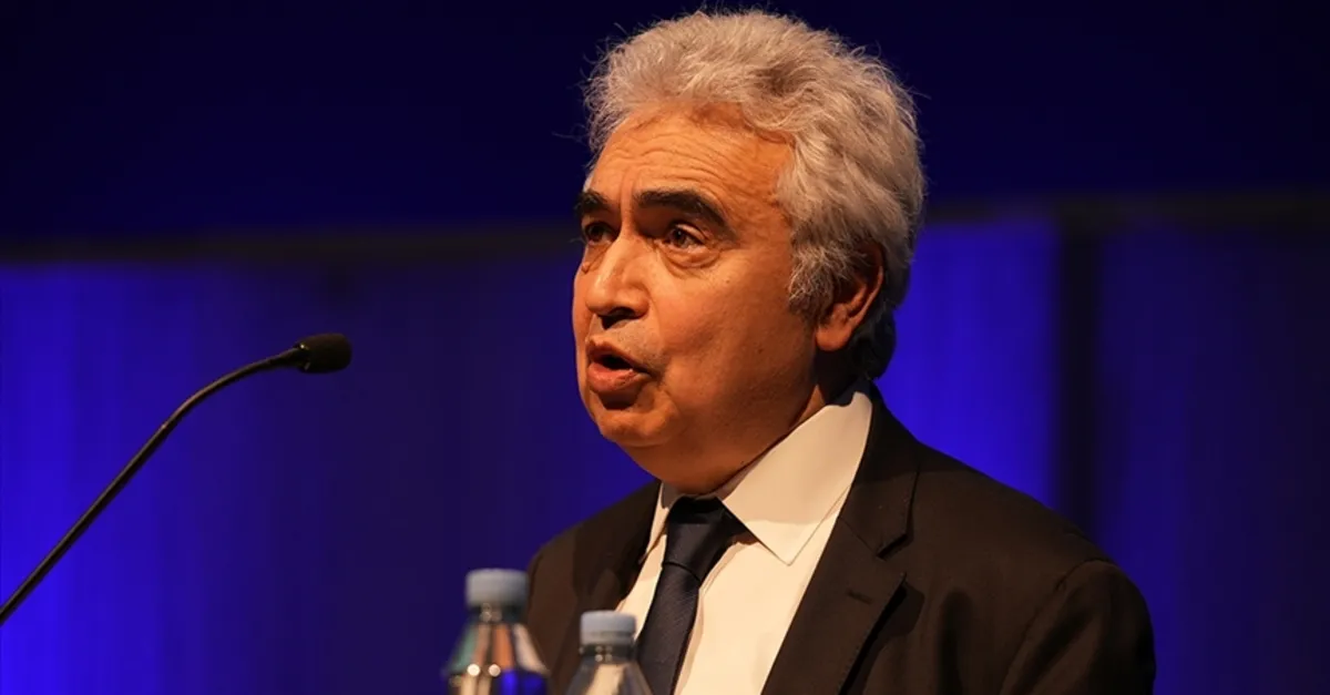 Körfez’de 34 enerji tesisi ağır hasarlı, petrol arzı yıllarca toparlanamayabilir Körfez’de 34 enerji tesisi ağır hasarlı, petrol arzı yıllarca toparlanamayabilir